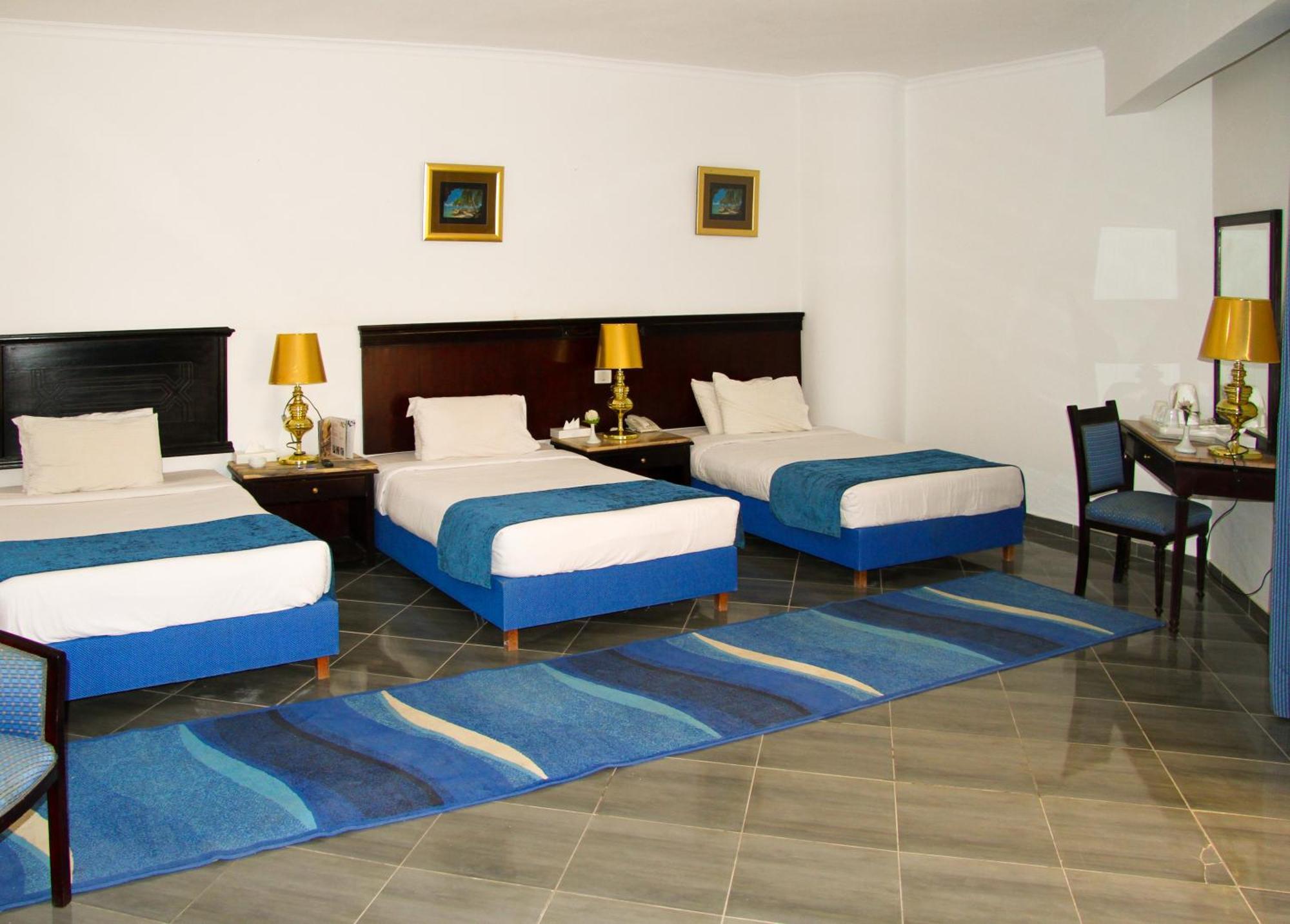 The Palace Beach Hotel 洪加達 外观 照片