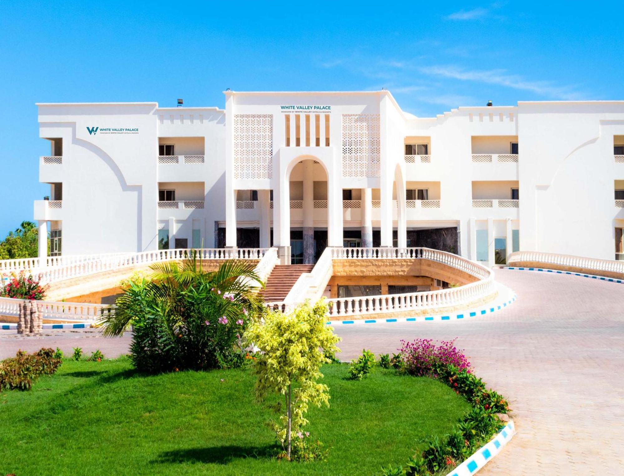 The Palace Beach Hotel 洪加達 外观 照片